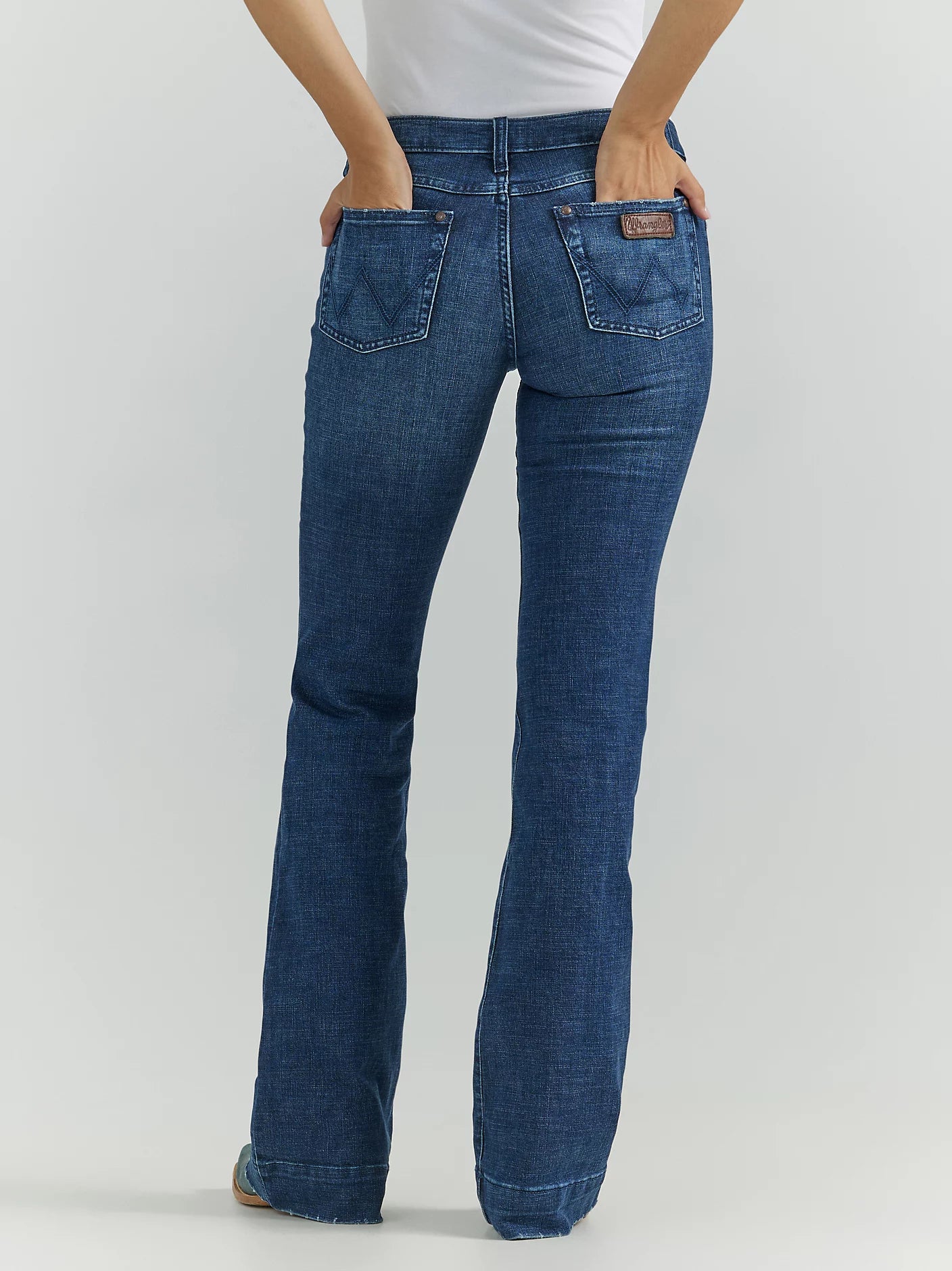Women's Wrangler Retro® Mae Wide Leg Trouser Jean - SOPHIA