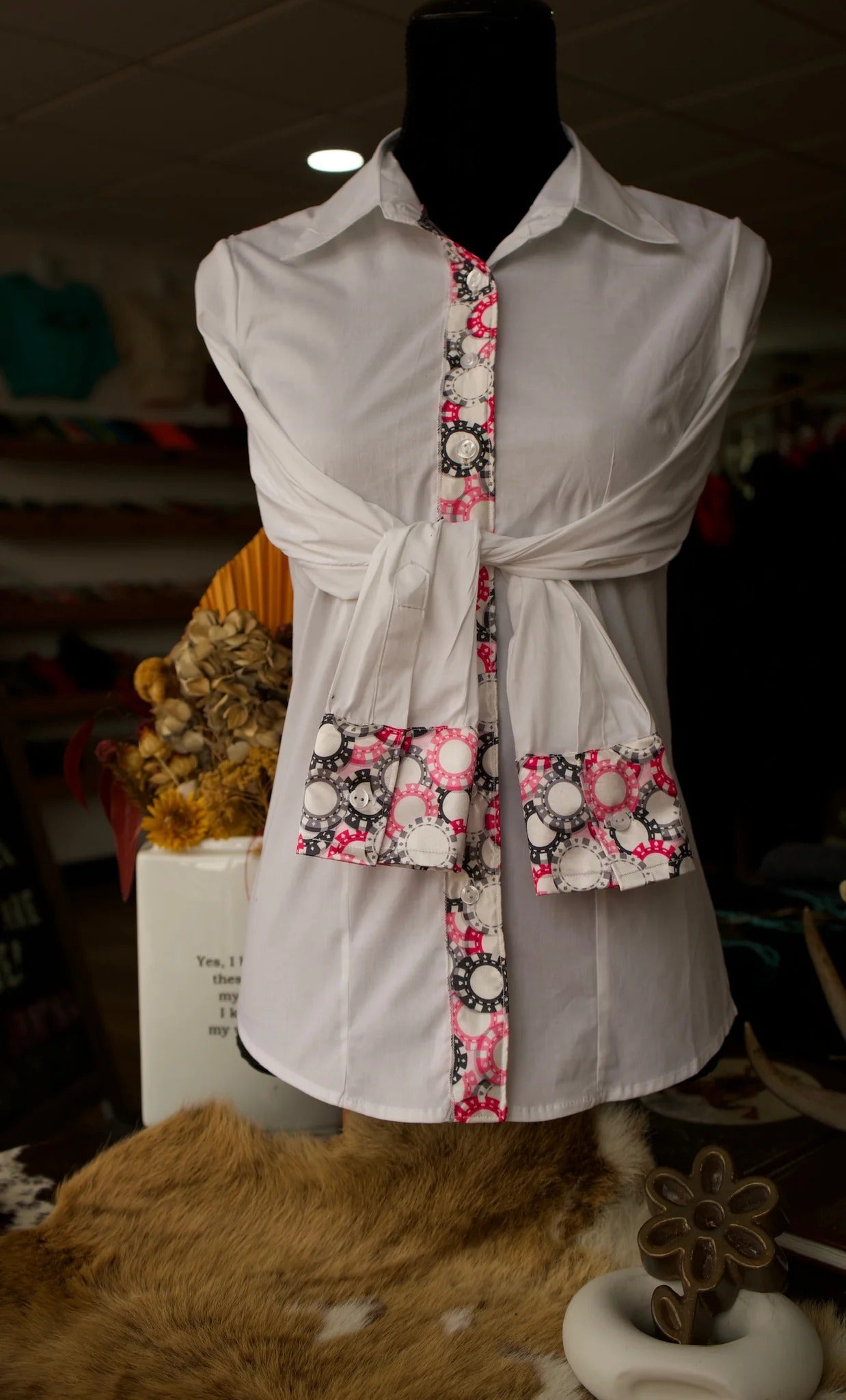 DIYDC- Western Long Sleeve Button Up Shirts - Cotton with Satin Accents - SMALL Pink Poker Chip on White