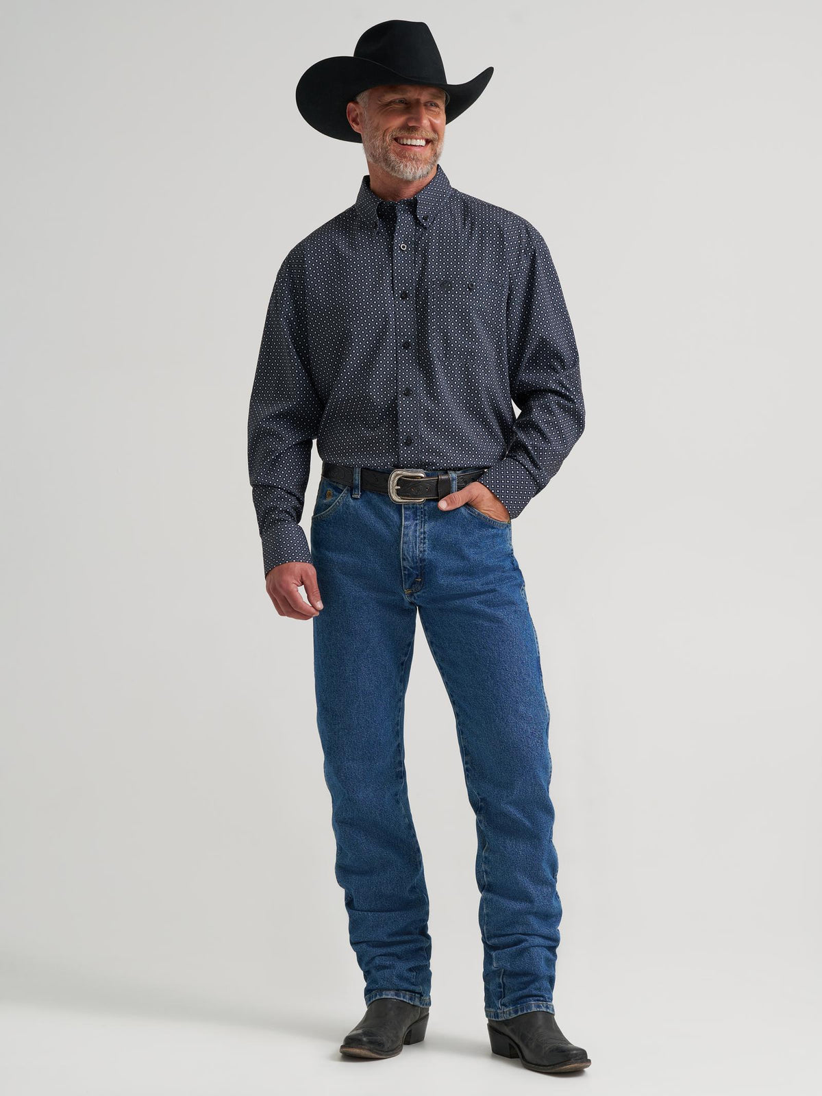 Men's Wrangler® George Strait Collection One Pocket Long Sleeve Shirt - Easy Care - Black