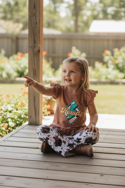 Baby Girl & Toddler - ¨Howdy" Bolt printed top & multi-printed bell bottoms.