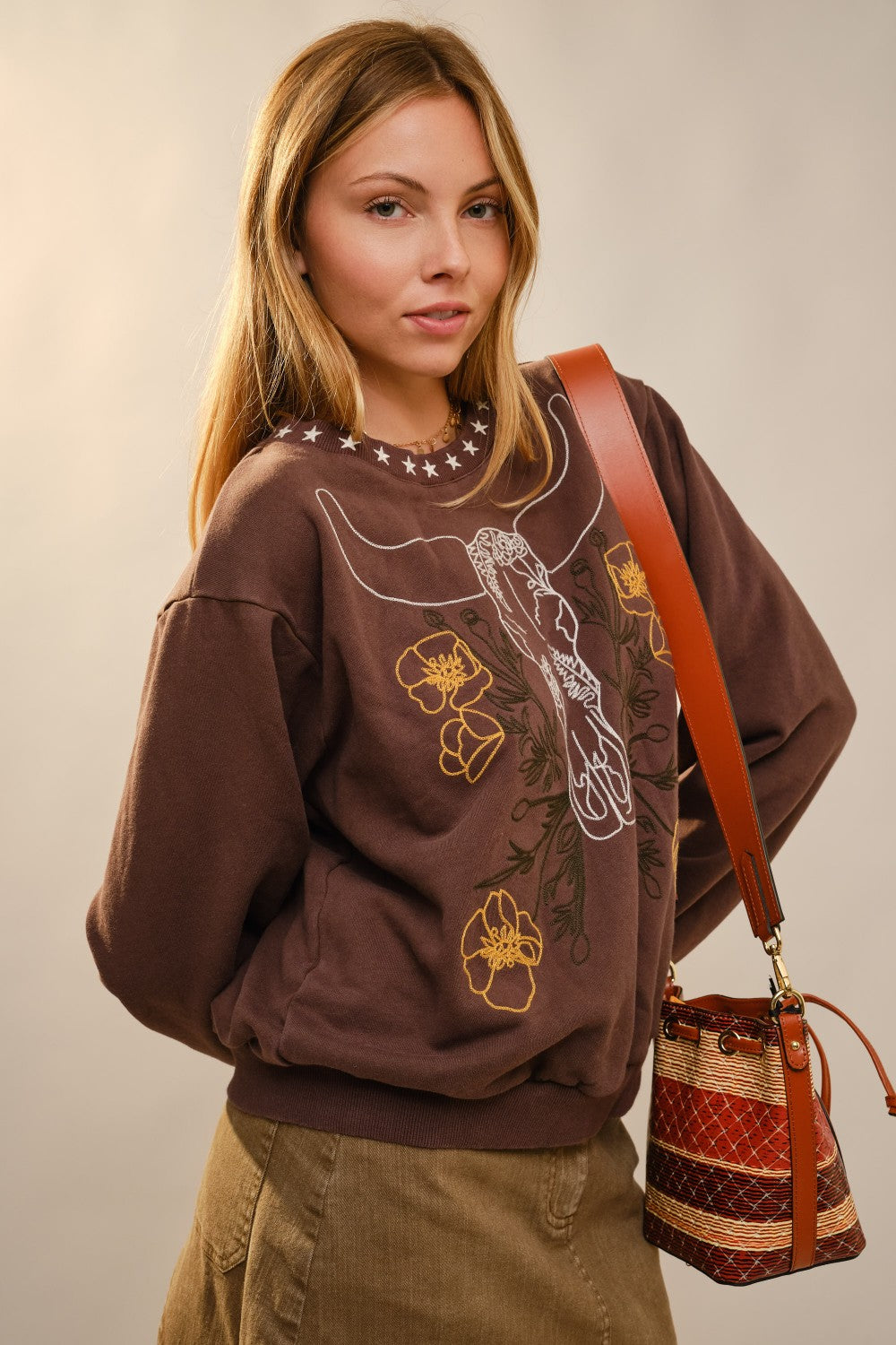 Mineral Wash Embroidered Sweatshirt-Brown